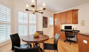 2807 1ST Rd N, Arlington, VA 22201