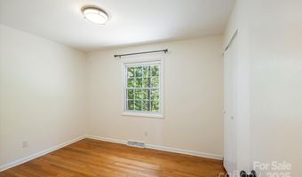 88 Gibson Rd, Asheville, NC 28804