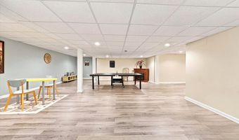 637 CHATSWORTH Dr, Ambler, PA 19002