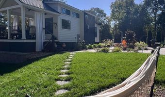 1530 Prince Rd, Big Sandy, TN 38221