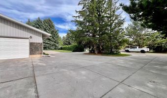 3785 E Wanda St, Ammon, ID 83406