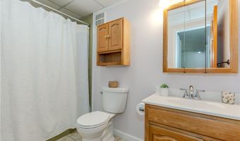 132 Hoffman Ave 115, Cranston, RI 02920