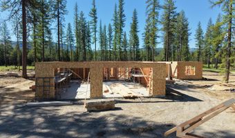 102 Wallace Ln, Blanchard, ID 83804