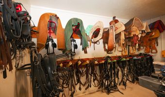 950 Miles, Bancroft, ID 83217