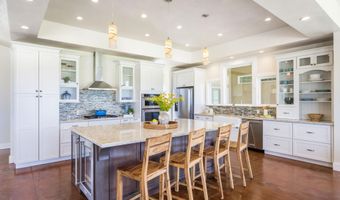 365 E KUIAHA Rd, Haiku, HI 96708