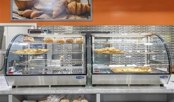 14730 Champaign Rd, Allen Park, MI 48101