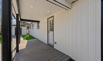 22 Guilette Pl, Amityville, NY 11701