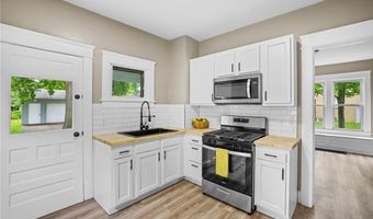 146 W Harrison St, Alliance, OH 44601