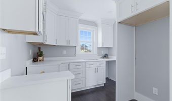220 Vincent Ave, East Providence, RI 02914