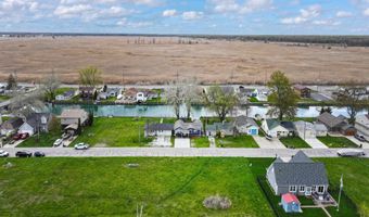 6334 Marina Dr, Algonac, MI 48001