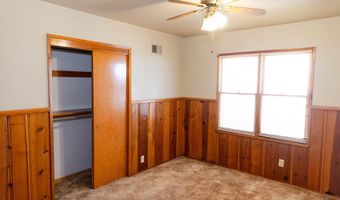 204 Acoma Dr, Clovis, NM 88101
