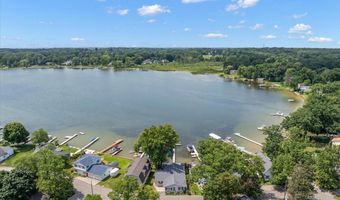 6731 Campau Lake Dr SE, Alto, MI 49302