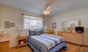 6904 EDWINA Ave NE, Albuquerque, NM 87110