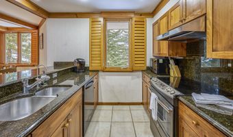 311 Offerson Rd 121, Beaver Creek, CO 81620