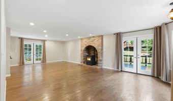 2136 Silver Dr, Arnold, CA 95223