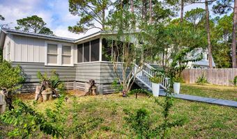 168 21st Ave, Apalachicola, FL 32320