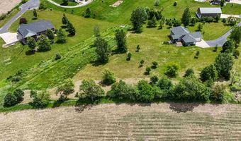 3352 Southridge Dr, Amana, IA 52203
