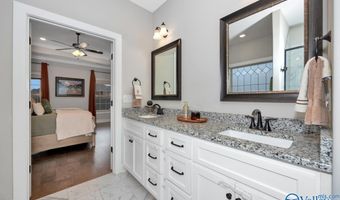 17115 Freedom Dr, Athens, AL 35613