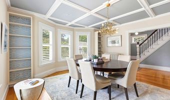 10 Wolcott Ave, Andover, MA 01810