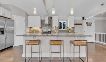 1490 Chambers Dr, Boulder, CO 80305