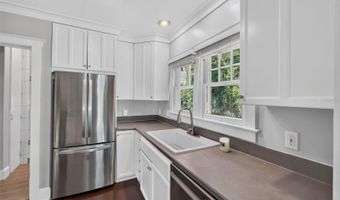 1601 BRYN MAWR St, Orlando, FL 32804