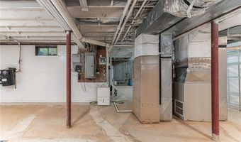 116 Holly Hills Ln, North Kingstown, RI 02874