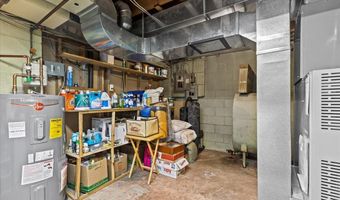 17 Woodland Dr, Barre, VT 05641