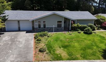 936 HELEN Ln, Brookings, OR 97415