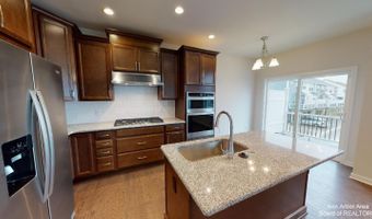 2708 S Spurway Dr, Ann Arbor, MI 48105