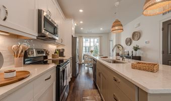 515 Burton Dr #807, Alpharetta, GA 30009