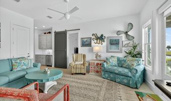 1013 St John Ct, Rockport, TX 78382