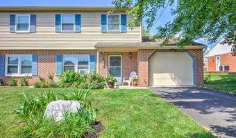 222 MILLER Rd, Akron, PA 17501