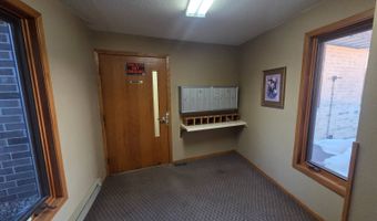 809 Maplehill Dr 5, Albert Lea, MN 56007