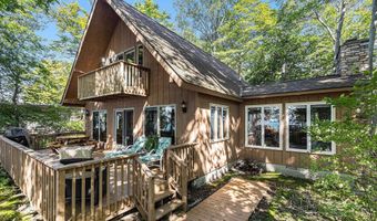 16864 Starkey Rd, Arcadia, MI 49613