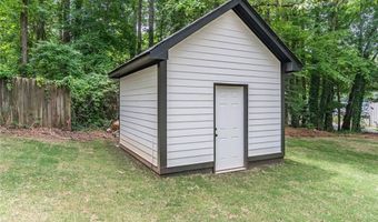 1881 Sylvia St, Austell, GA 30106