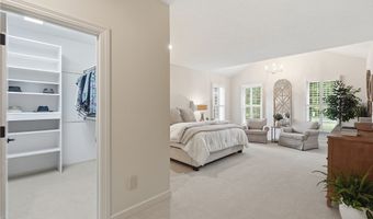312 Aberdeen Ln, Aurora, OH 44202