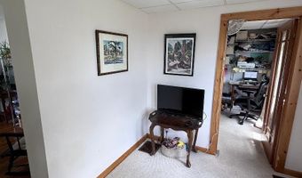 64 Oxford St, Augusta, ME 04330