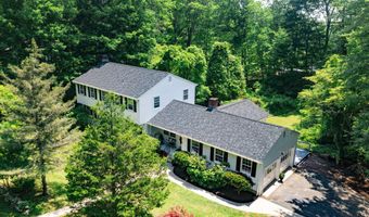 3 Deerfield Dr, Clinton, CT 06413