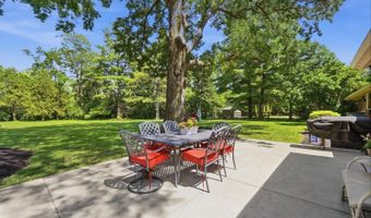 8520 Arborcrest Dr, Amberley, OH 45236