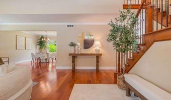 30101 Amelia Dr, Agoura Hills, CA 91301
