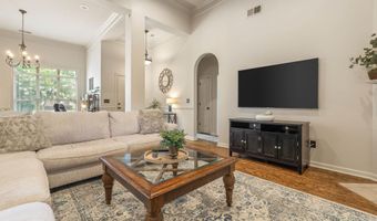 660 BARKLEY Cir, Alabaster, AL 35007