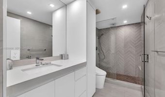 9801 Collins Ave 5U, Bal Harbour, FL 33154