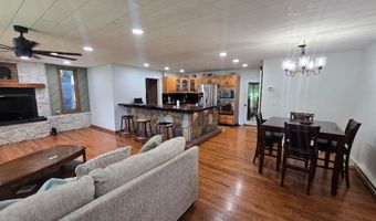 889 Old Grandview Rd, Beaver, WV 25813