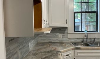 709 COLLEGE St, Bainbridge, GA 39817