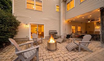 25 Winding Trl, Cheshire, CT 06410