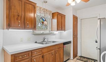 110 Spoonbill Ave, Aransas Pass, TX 78336