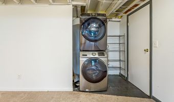 2240 Steeplechase Dr, Ann Arbor, MI 48103