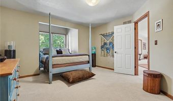 3644 Sparrow Pond Cir, Akron, OH 44333