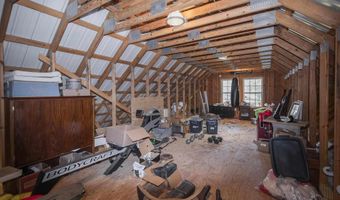 151 Mockingbird Ln, Atmore, AL 36502