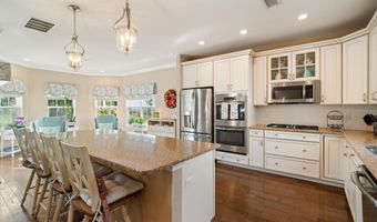 10 CHAPEL HILL Ct, Barnegat, NJ 08005